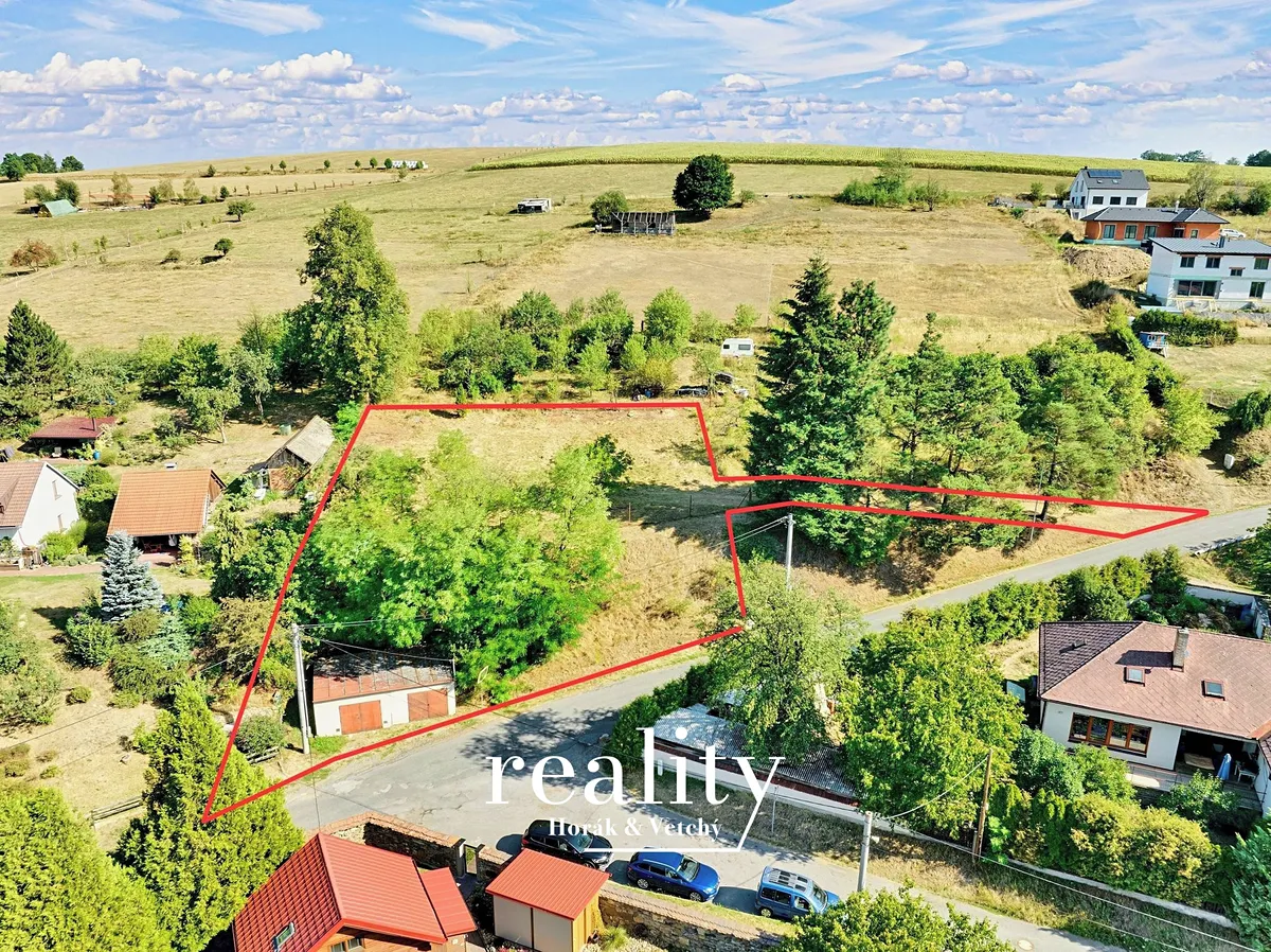 Prodej stavebního pozemku 1362 m²